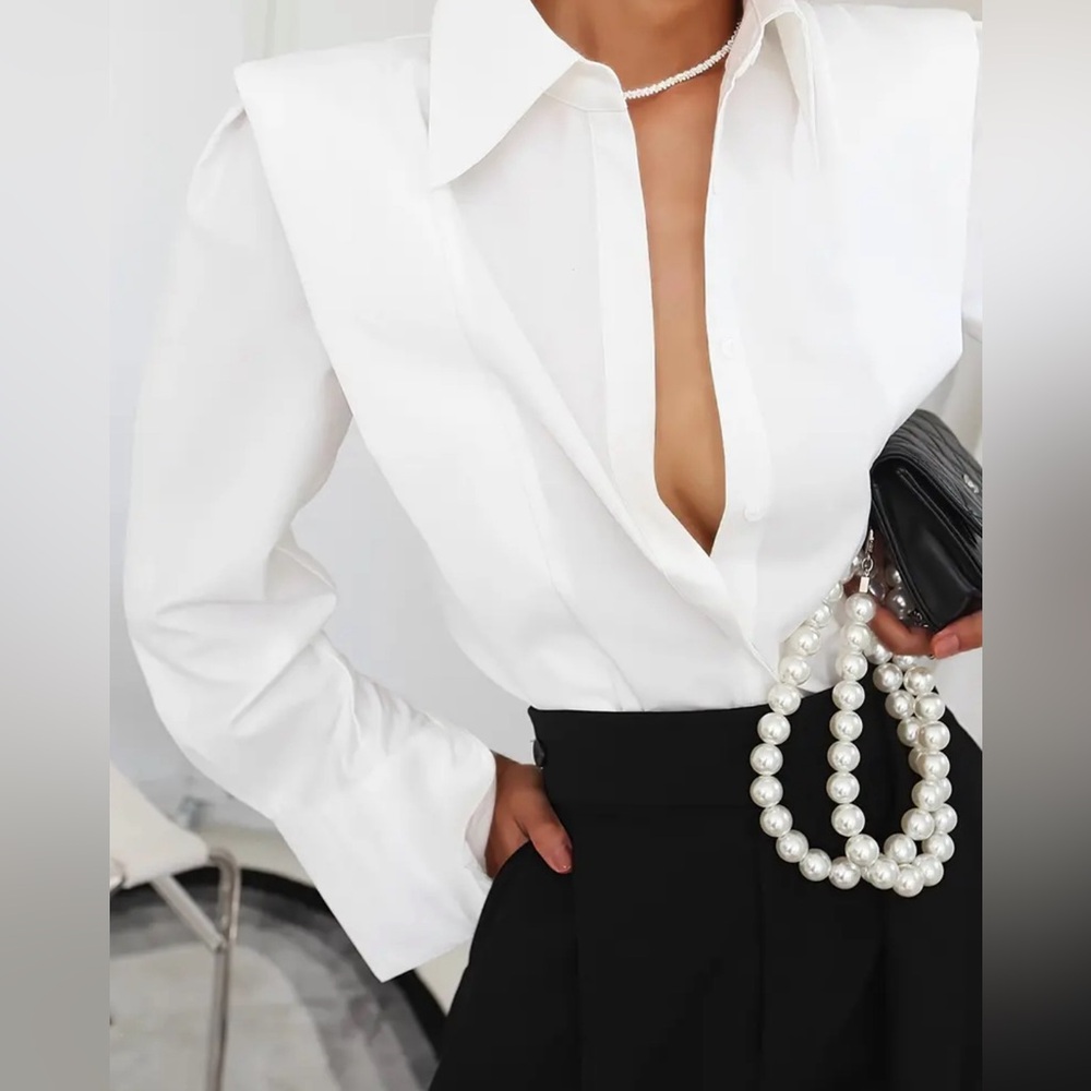 Black Elegant Solid Button Front Shirt - Flattering Lapel - Picture 7 of 8